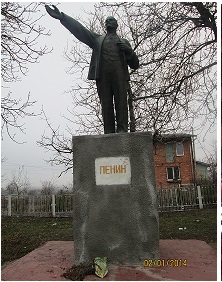 Якщо ви повалите пам’ятник Леніну, то ми спалимо ваш костел…