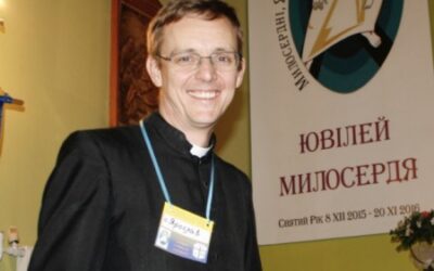 Систематична праця над собою і своєю родиною.
